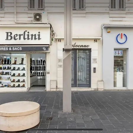 Studio Confortable A Nice - 19 M² Avec Vue Sur La Ville Apartmán