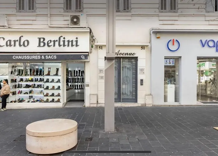 Studio Confortable A Nice - 19 M² Avec Vue Sur La Ville Apartmán